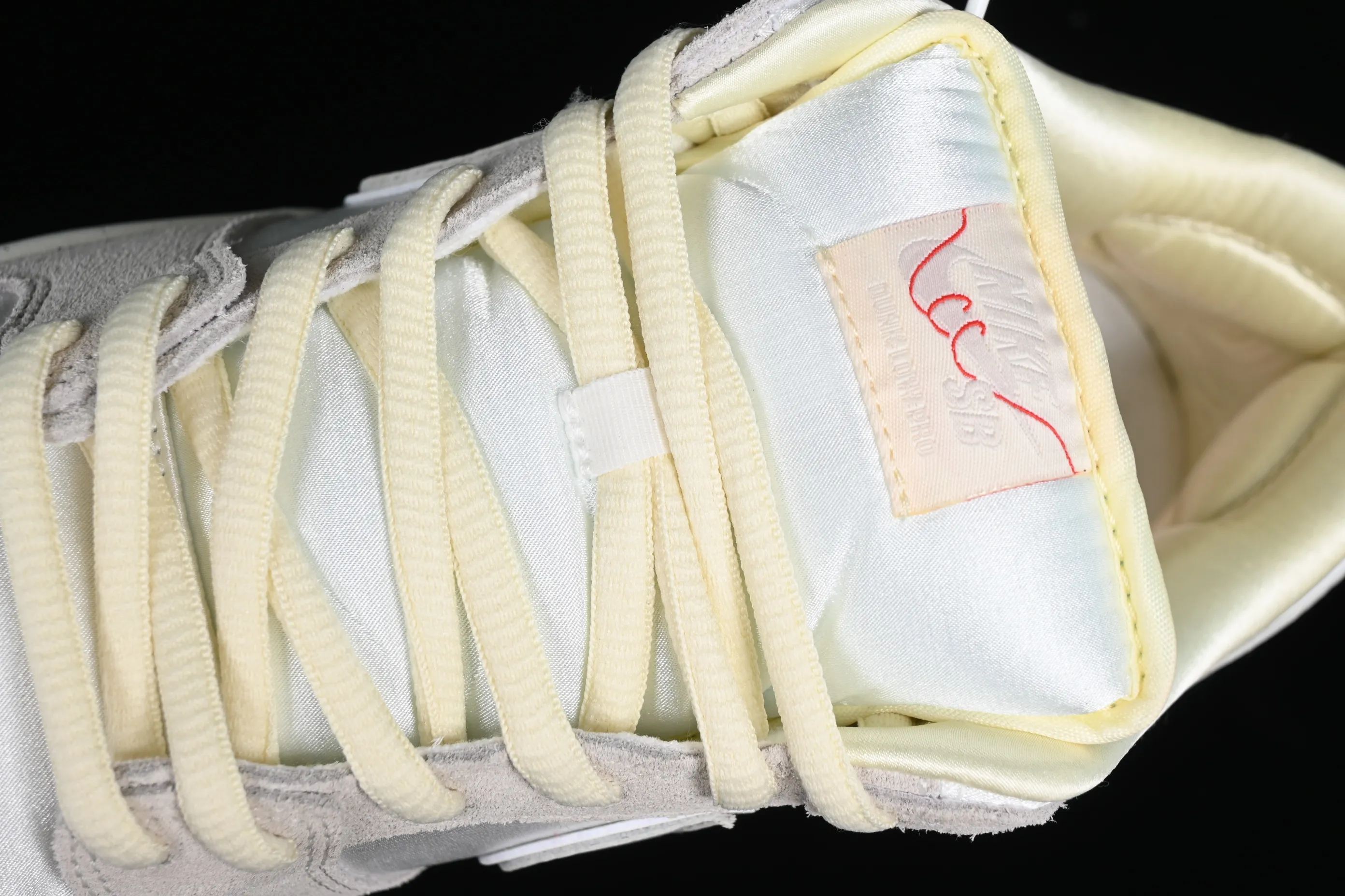All categories Nk SB Dunk series Nk SB Dunk Low low-top sneakers F version Nk SB Dunk Low 2024 Valentine's Day theme SB low-top casual sneakers FZ5654-100